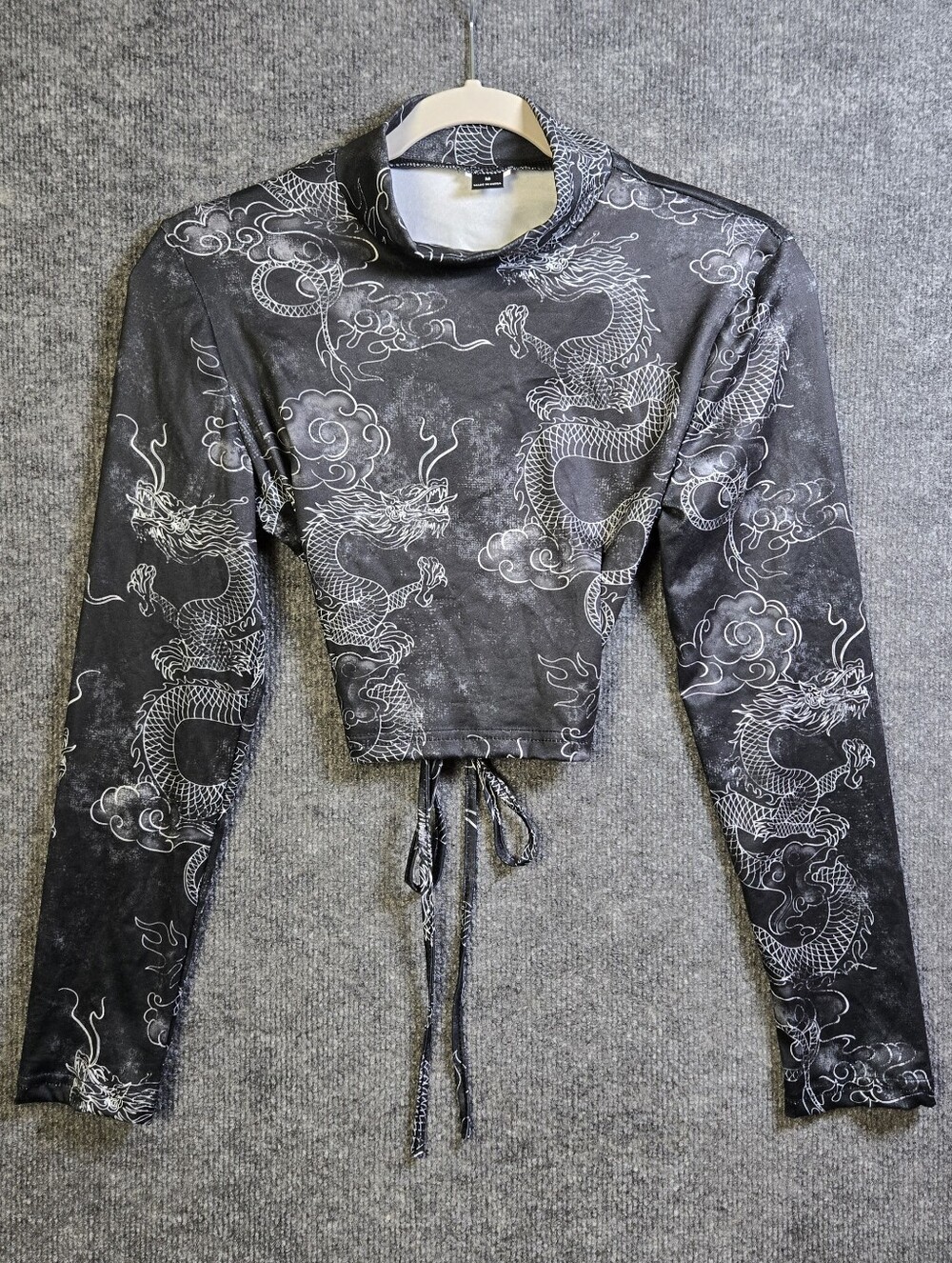 Dragon Print Top Womens M Gray White Jersey Knit Tie Back Gothic Fantasy